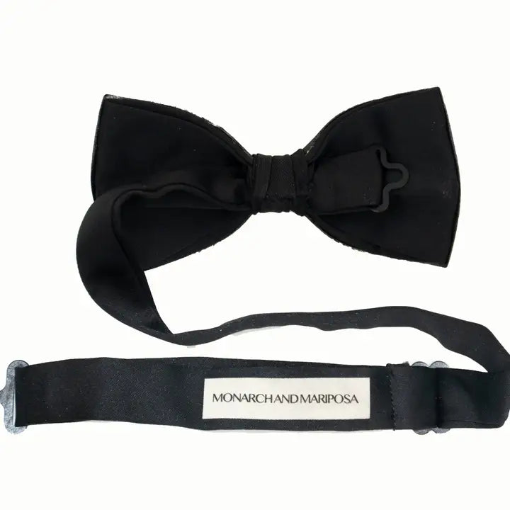 Feather Bow Tie 26 - Dyed Navy & White Goose