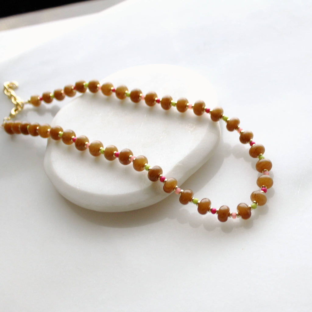 Saddle Stone Candy Necklace: Light Brown